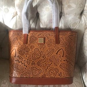 Dooney and Bourke Leather Aulani purse